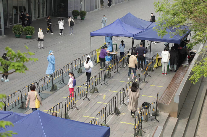 　朝阳八里庄街道万科时代中心核酸检测点&nbsp;董文辉 摄