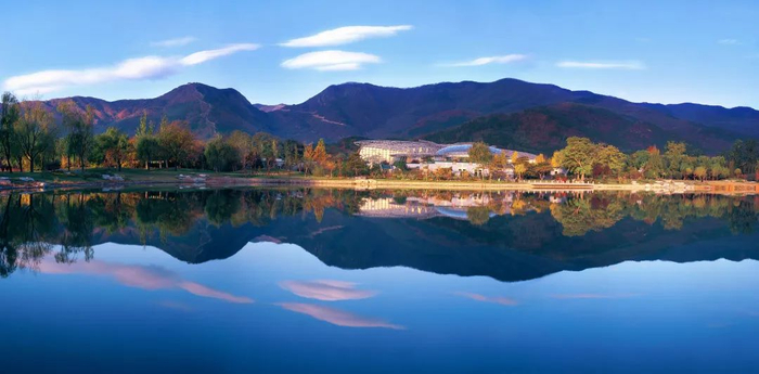 国家植物园（北园）湖区温室。（赵鹏供图）