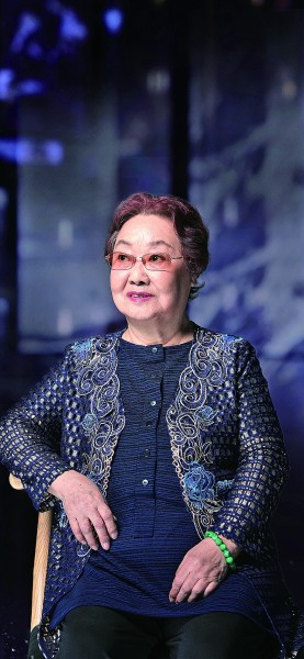 郭兰英近照。 光明图片