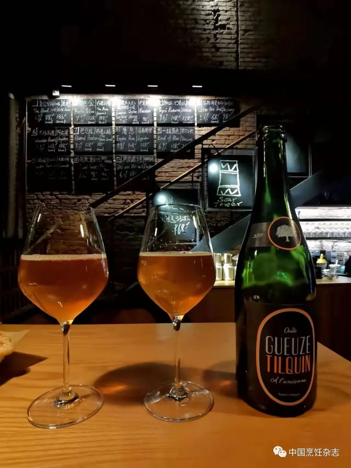 暂停堂食对北京机器这样的酒吧影响巨大。