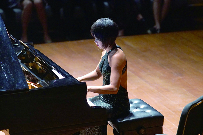 王羽佳  王小京/摄