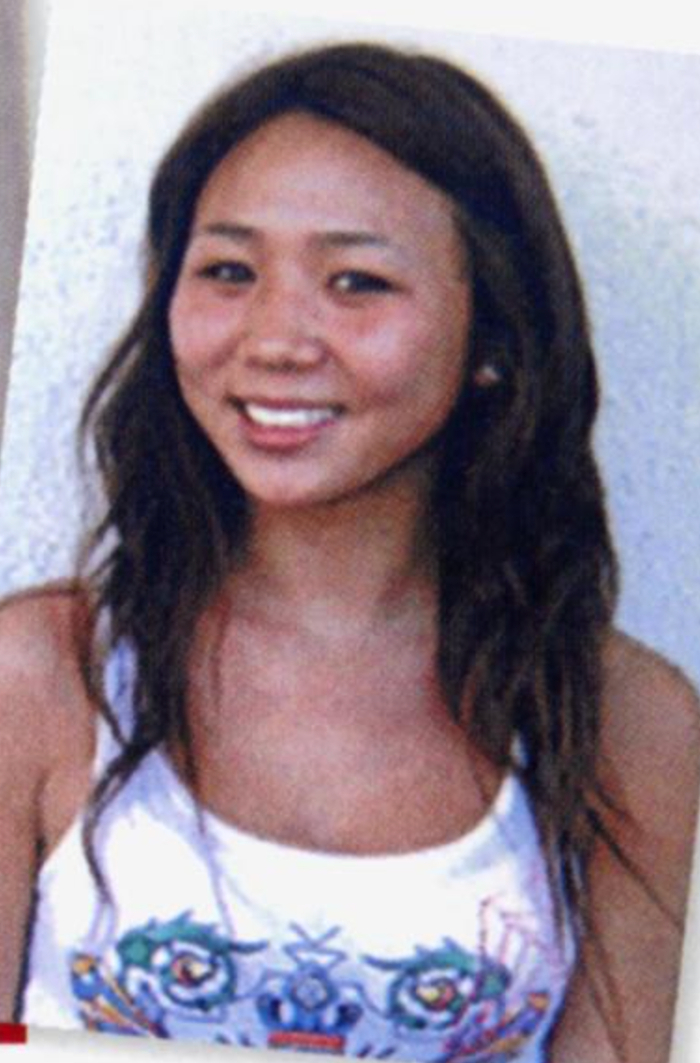 ·在普鲁戈眼里，李是个时髦的女孩，尽管有时会有些傲慢。