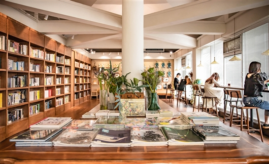  德芭与彩虹书店一角（受访者供图）