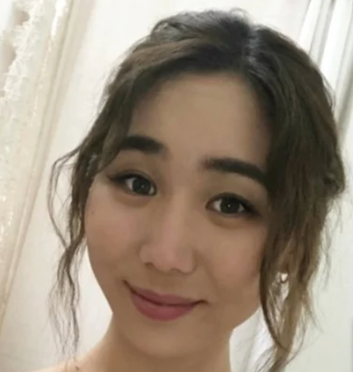 ·出狱后的李。