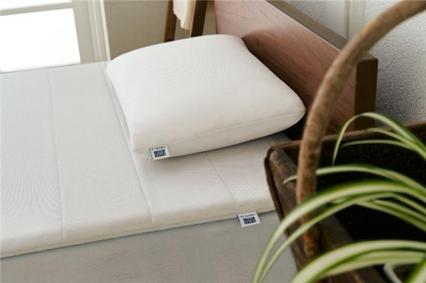 　　可加铺在现有床垫上直接使用