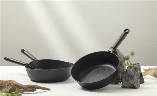 　　HAPYYCALL欢乐锅,韩国专业不粘锅