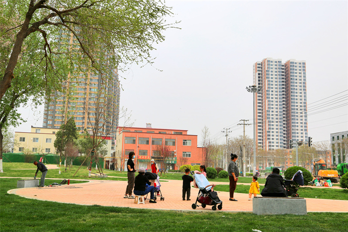 乐凯园二期近期建成后，成为周边居民休闲的好去处。