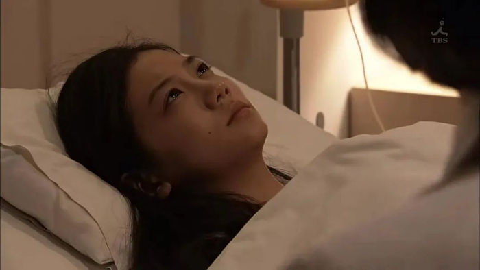 《产科医鸿鸟》剧照