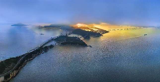 一抹金光洒洞头海岛。管新民 摄