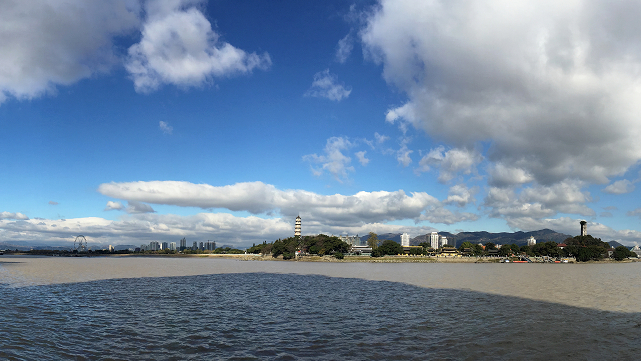 晴日江心屿。翁卿仑 摄