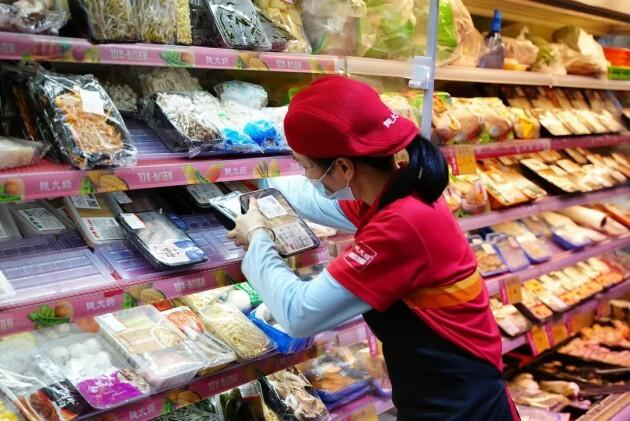 　　钱大妈的货架陈列会根据附近居民的需要做调整