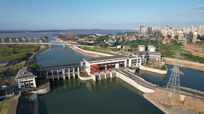 　　▲ 八赛枢纽工程 摄影：陈勇