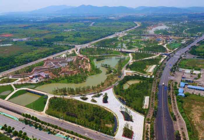 　　▲ 光谷生态大走廊 摄影：毛翔春