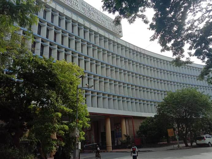 （图为位于孟买黄金海岸的LIC总部大楼）