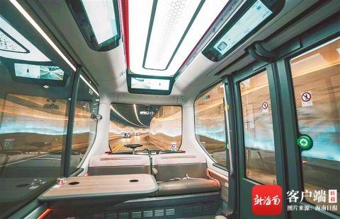 博鳌东屿岛车联网项目中的自动驾驶小巴在隧道中行驶。（资料图）