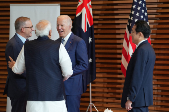 左起依次为阿尔巴内塞、莫迪、拜登、岸田文雄