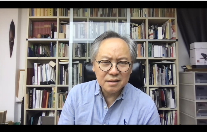 　　鲁晓波教授致欢迎辞