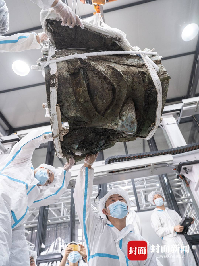 3号坑青铜大面具提取（四川省文物考古研究院供图）