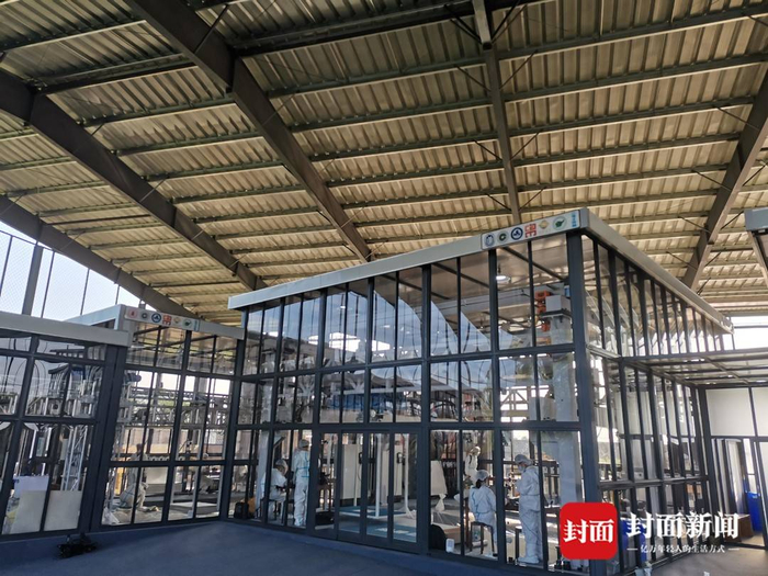 考古大棚的工作外景（四川省文物考古研究院供图）