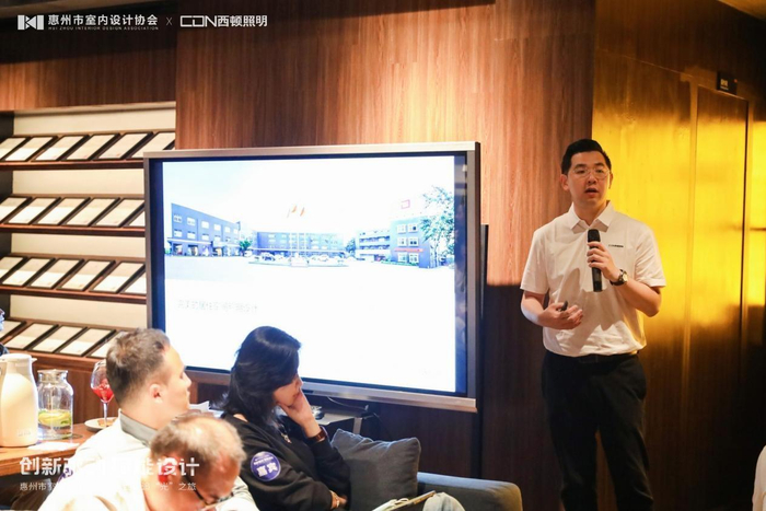 　　< 西顿照明签约教练首席灯光导师梁辰 >