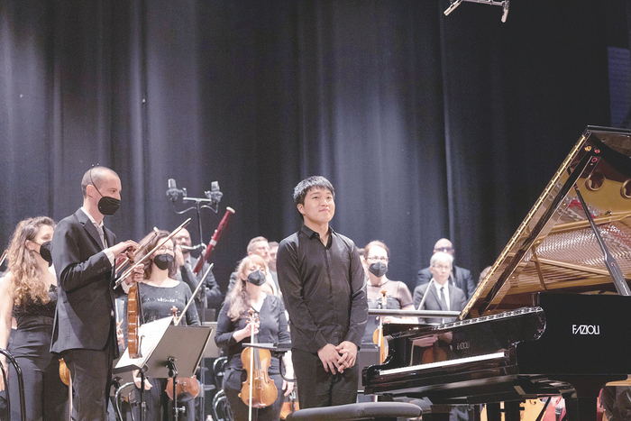 要佳林在弗留利国际钢琴比赛现场