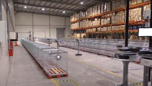 　　▲极智嘉携手欧洲知名集成商FDL部署智能分拣方案