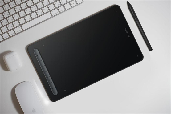 　　△ Deco M & MW手绘板