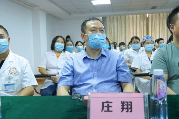 　　▲ 四川省肿瘤医院胸外主任医师庄翔