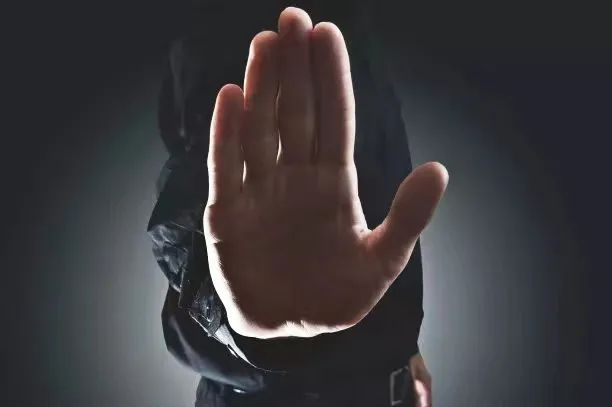 谣言止于智者，兴于愚者，起于谋者。