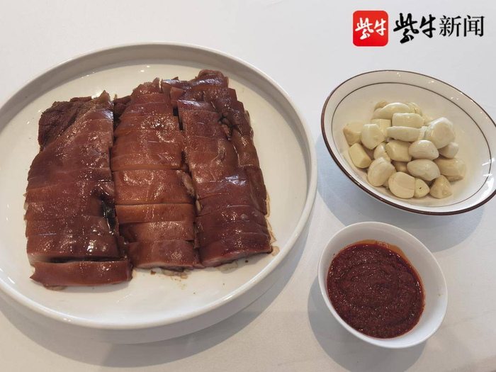 图为真知味猪头肉