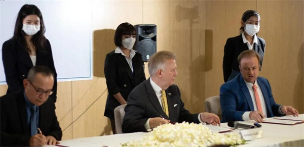 　　太子信托、柬埔寨投资管理公司、柬埔寨房地产网签订谅解备忘录