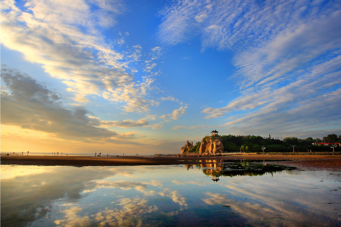 鸽子窝鹰角亭。