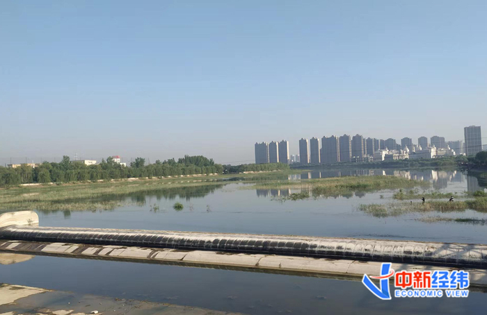 北京、燕郊隔河相望 宋亚芬摄