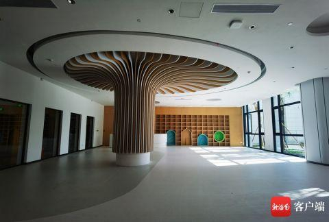 　　海南省图书馆二期正在着手内部的装修和基础设施建设，预计年底前投入使用。记者 汪承贤 摄