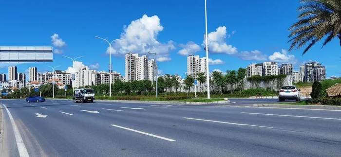 图/珠峰大道（资料图） 张帆摄