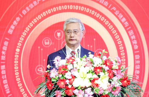 　　中国计算机学会计算机安全专业委员会荣誉主任 严明