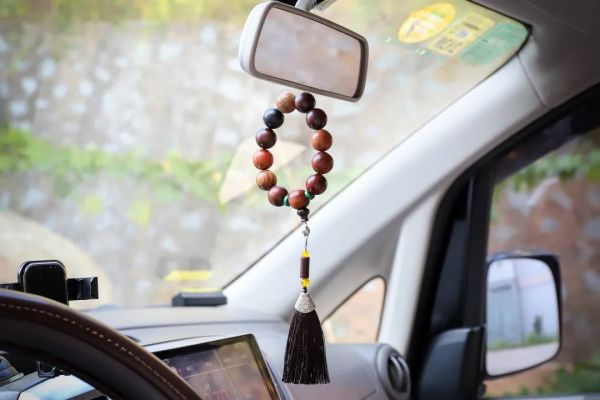 　　■化身华丽车饰·保出入平安