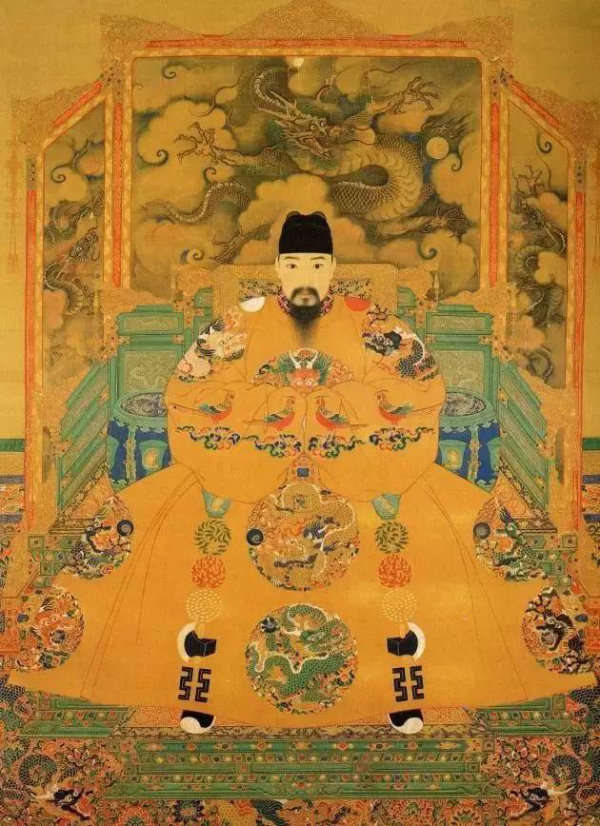 　　■明弘治皇帝龙袍上的十二章纹图腾