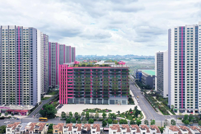 （碧桂园博智林机器人总部大楼）