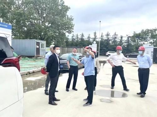 　　参观威海丰登供应链项目