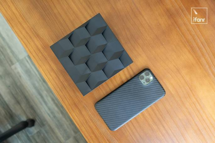 内置天线的 MK63 AX5400 路由器