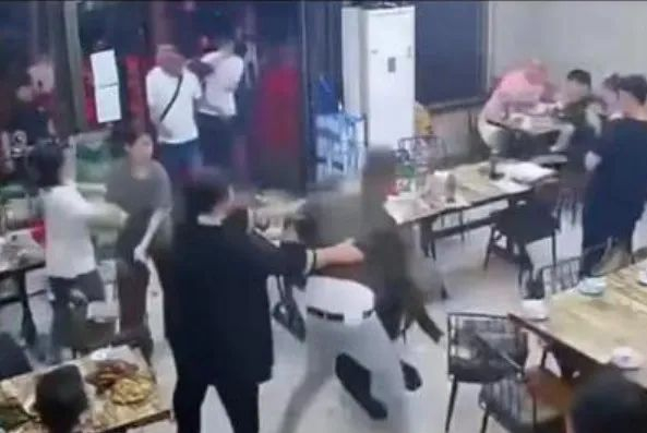 图片来源：网传视频截图