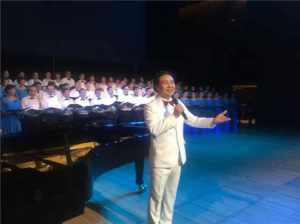 　　图注:姚立森受邀到悉尼歌剧院参演
