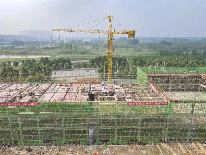 活力集团新厂房建设正酣。潘路 张梦瑶 摄