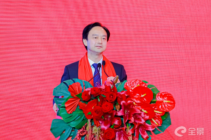 图/中共都江堰市委委员、常委、书记蒋蔚炜致辞