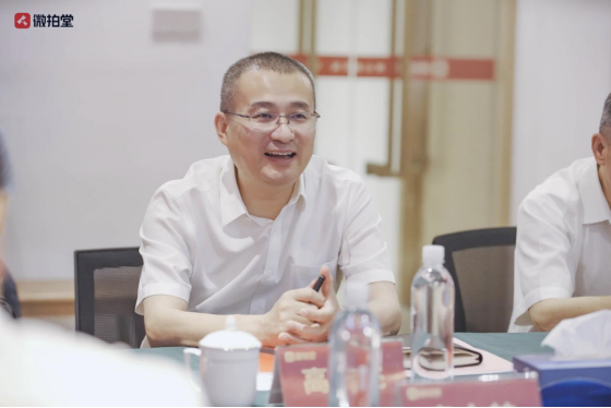 　　杭州市西湖区委书记高国飞