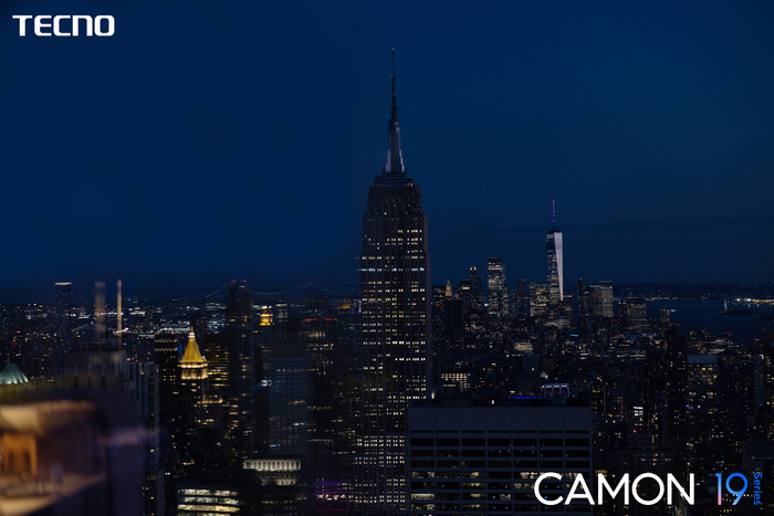 　　发布会嘉宾使用TECNO CAMON 19 Pro从洛克菲勒中心拍摄的纽约夜景