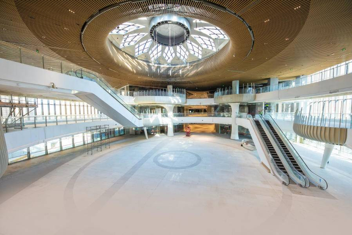 华山环宇城内部实景图