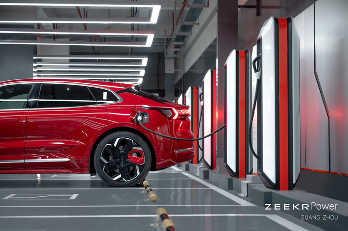 　　车 - 桩 - 车联网