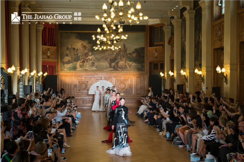 　　Yumi Katsura 桂由美2017巴黎高定时装周大秀